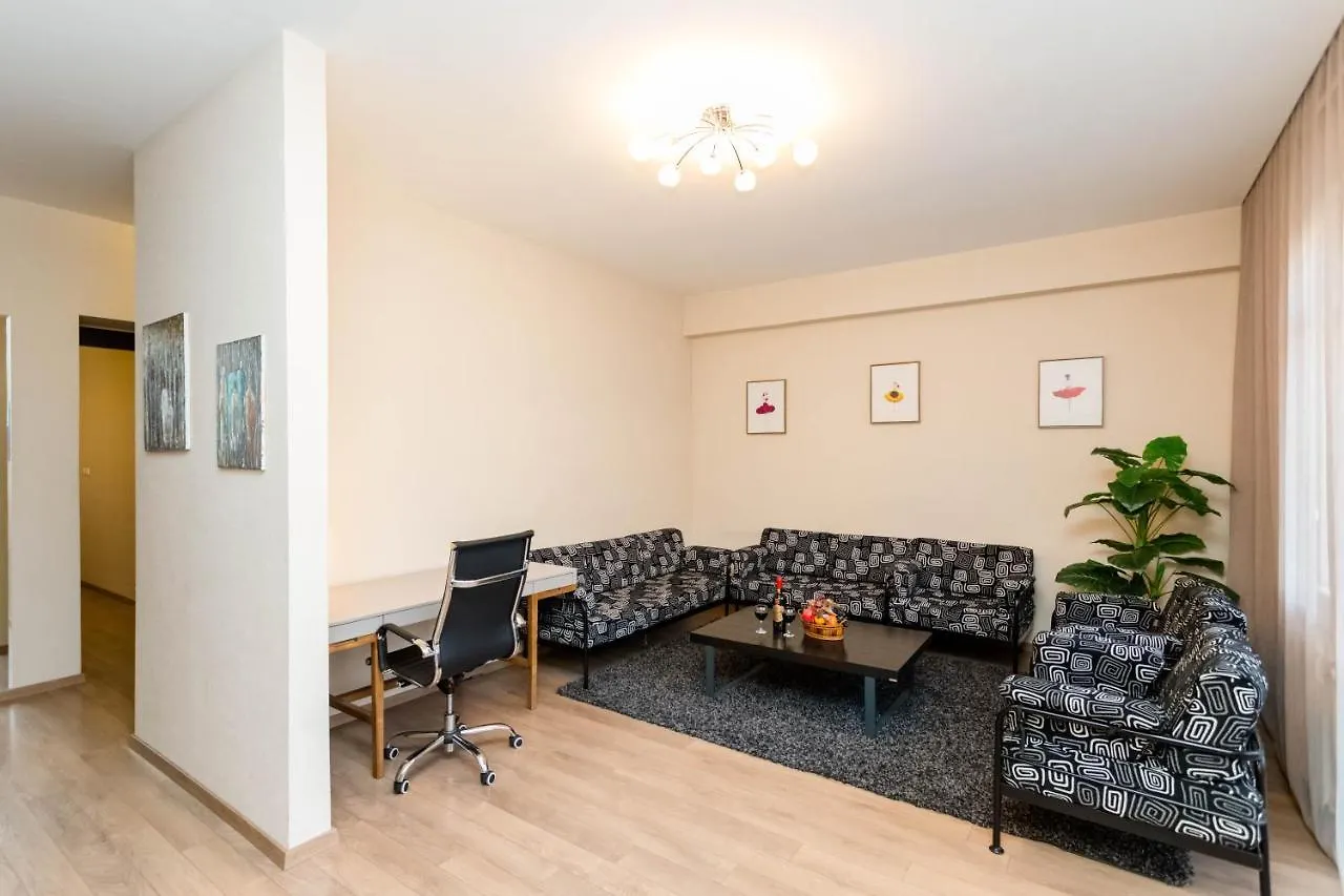 Serviced Apartment On Rustaveli Avenue 3 Tbilisi